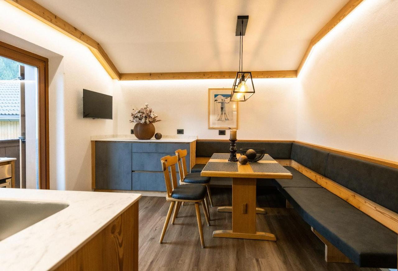 Ciasa Rosra Apartment La Villa  Bagian luar foto